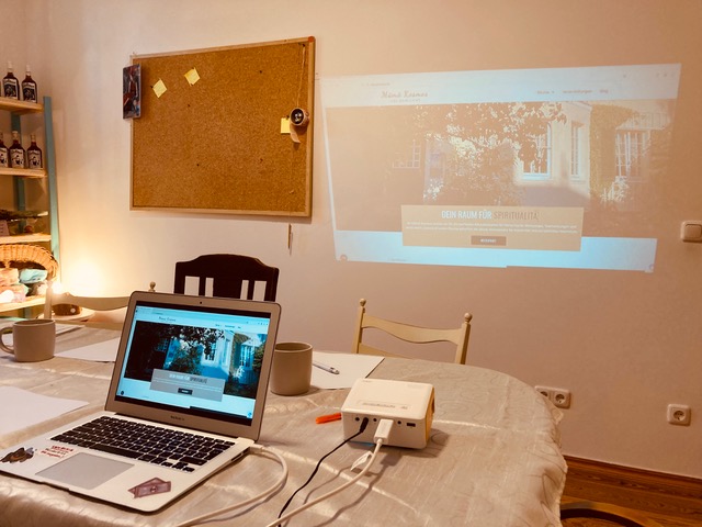 Mãmã Kosmos · Network Lounge – Bild 2